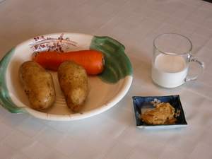 ziemniaki, marchew, miso i mleko