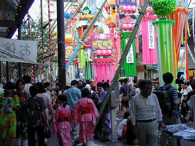 Tanabata w Hiratsuka 2004-07-03 (fot. HG)