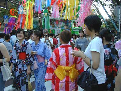 Tanabata w Hiratsuka 2004-07-03  (fot. Hanna Gumulinska)